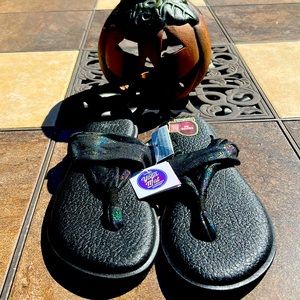 Sanuk Black Yoga Sling Fabric Sandal Flat Flip Flop Sz 8 Summer Vacation